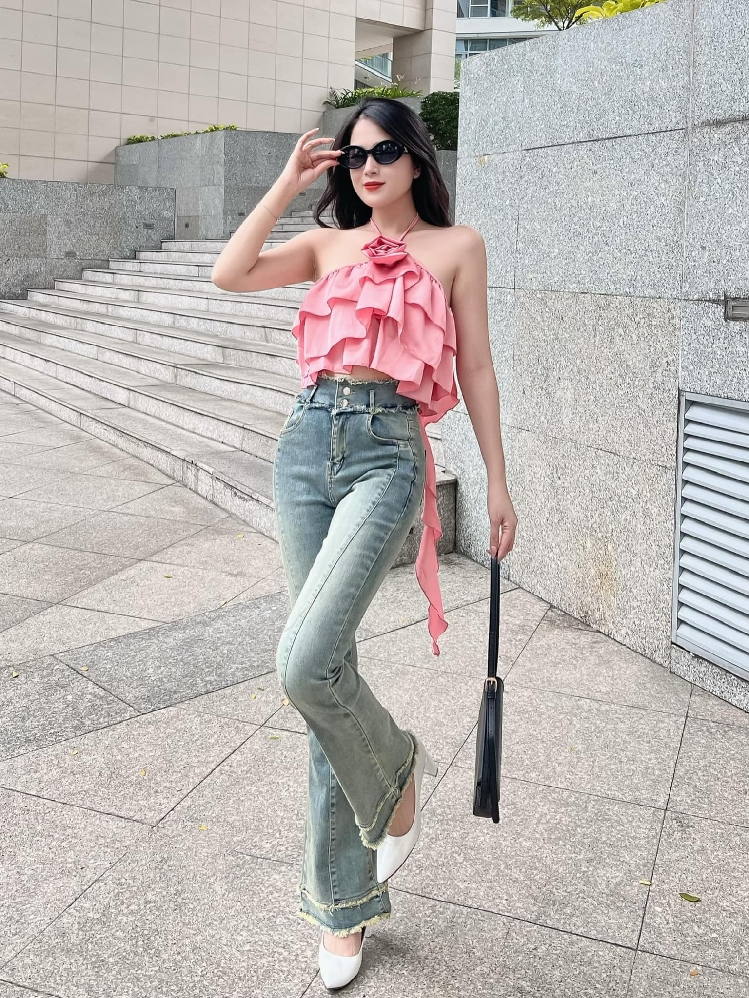 Quần Jean Nữ ống Loe Bass mẫu basic QJ258, Thanh lịch và Trẻ trung phù hợp phối đồ Công sở & Dạo phố, vải Denim dày