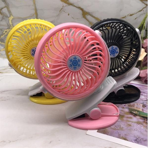 Quạt Mini Có Chân Kẹp Sạc Pin Tích Điện F168 , Xoay 360 Độ , 3 Tốc Độ Gió, Màu Sắc Đa Dạng Sử Dụng An Toàn
