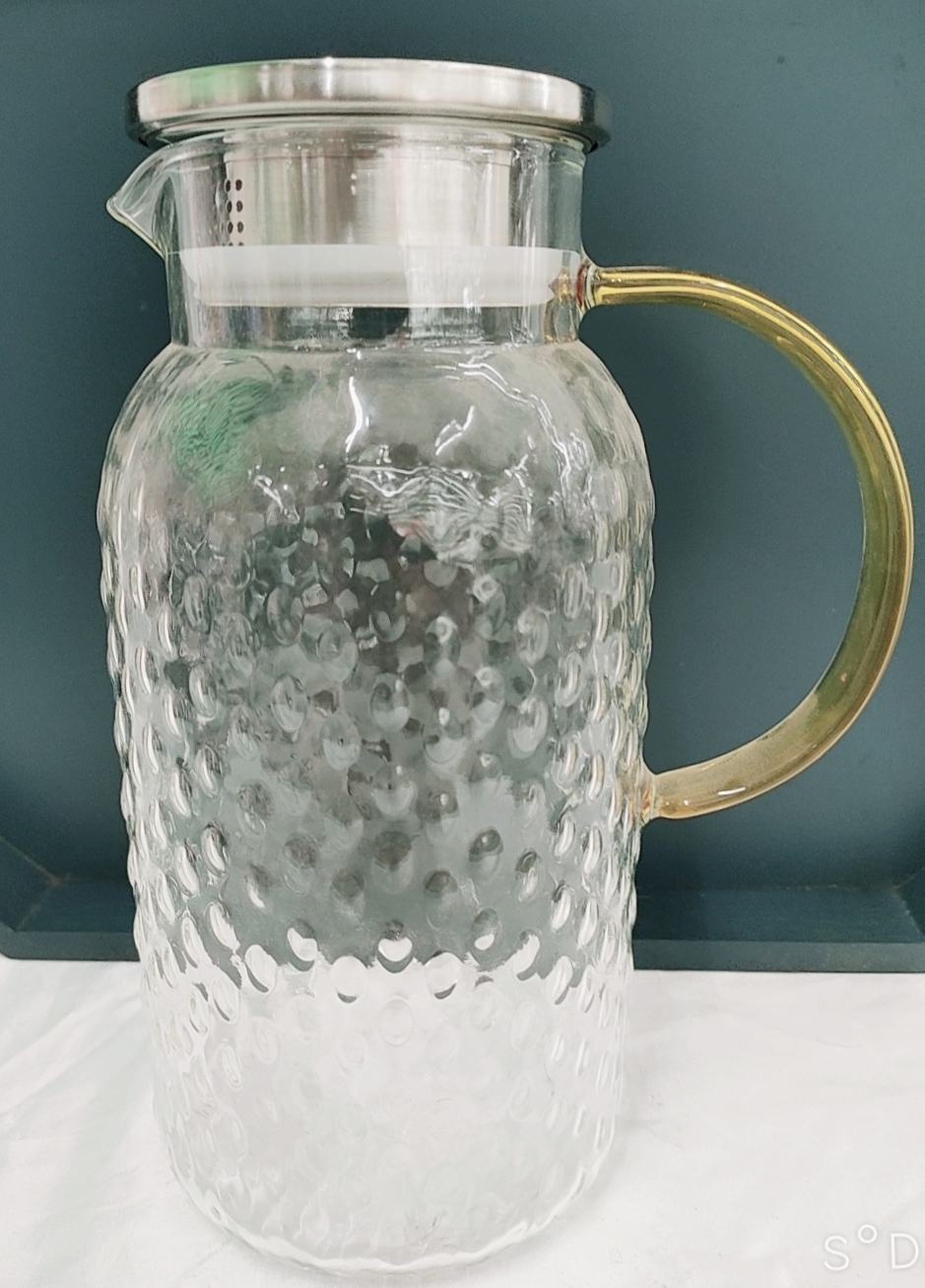 BÌNH THỦY TINH CHỊU NHIỆT LÊN ĐẾN 400 ĐỘ C TAY VÀNG,TRẮNG DUNG TÍCH 1,6-1,7L