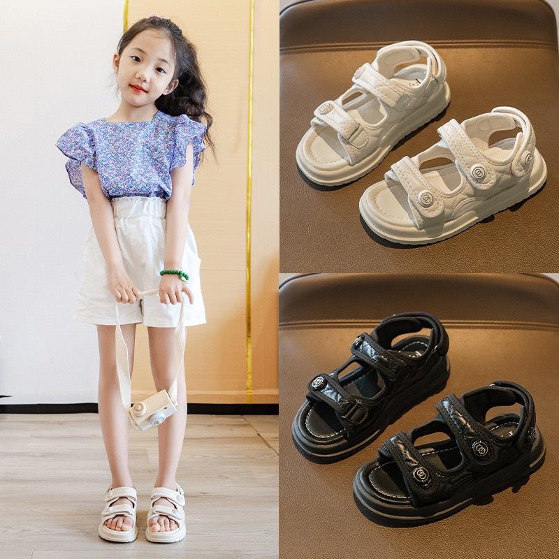 Giày sandal quai ngang đính nút thời trang cho bé G841