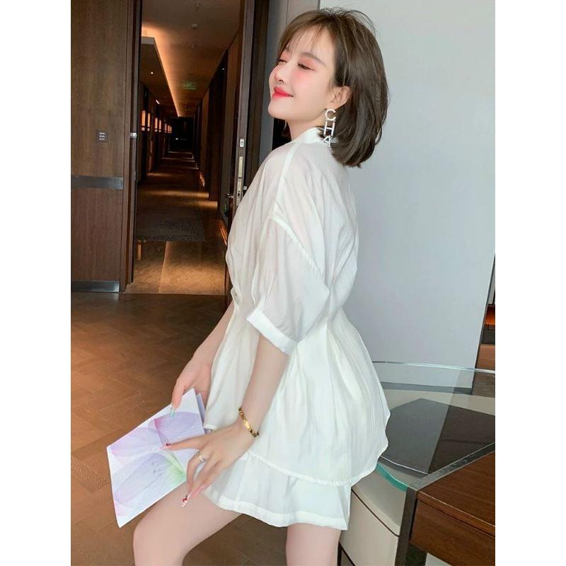 BỘ SHORT CỔ KHOÉT KẾT HOA