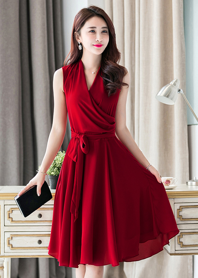 Đầm Xòe Cổ V Cách Điệu Cột Dây Nơ Eo