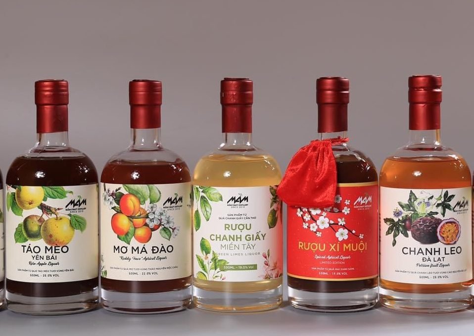 Chai Thuỷ Tinh 500ml - chai đựng đồ uống làm quà tết, chưng bày...