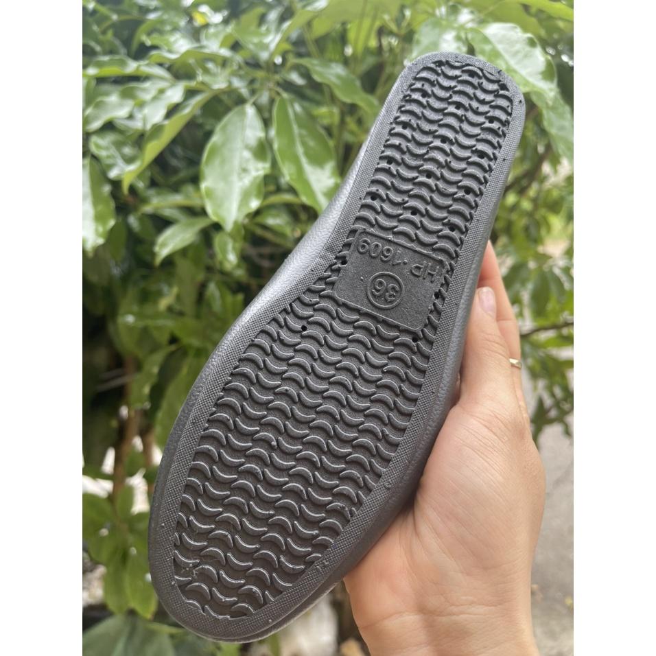 Dép Sục Nữ Nhựa Màu Đen Chịu Nước , Trẻ Trung 1609H