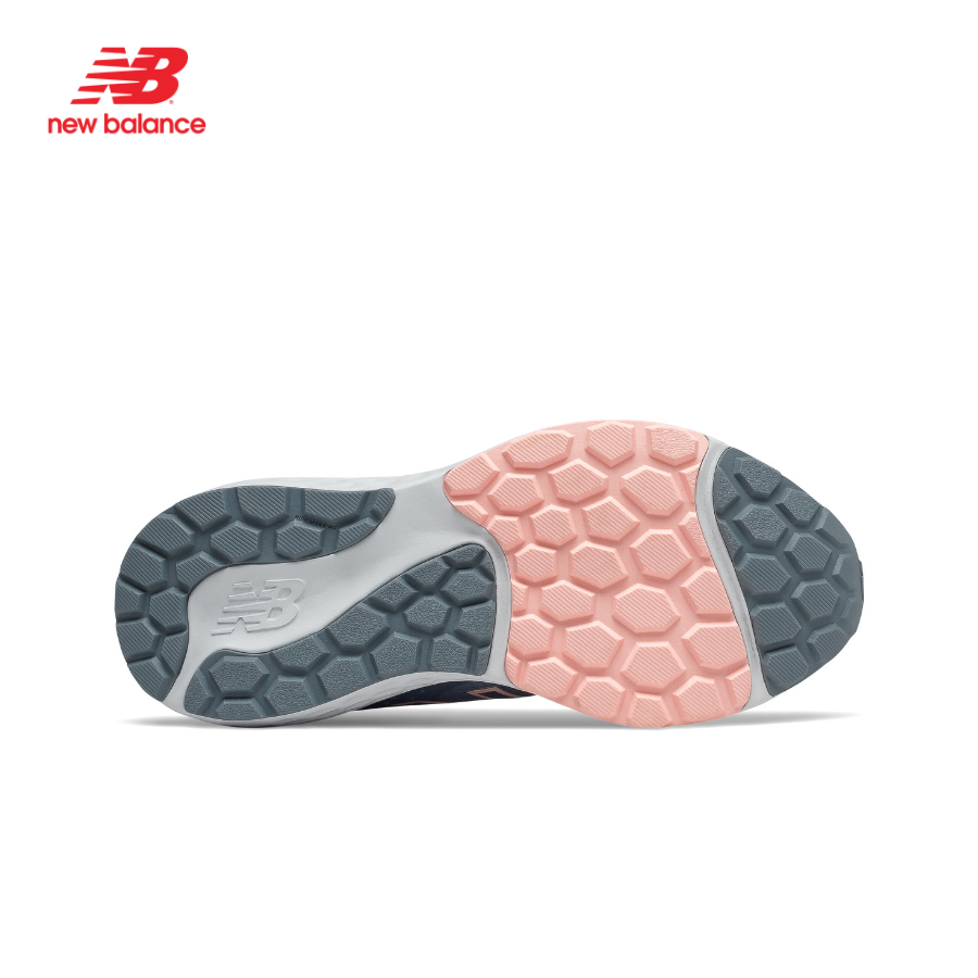 Giày chạy bộ nữ New Balance Road Cushioning - W520