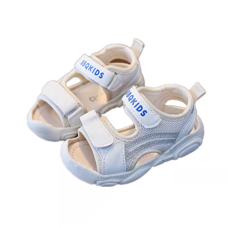 Sandal cho bé trai 1 – 5 tuổi màu trắng Fashion Style mềm mại và tiện dụng ST51