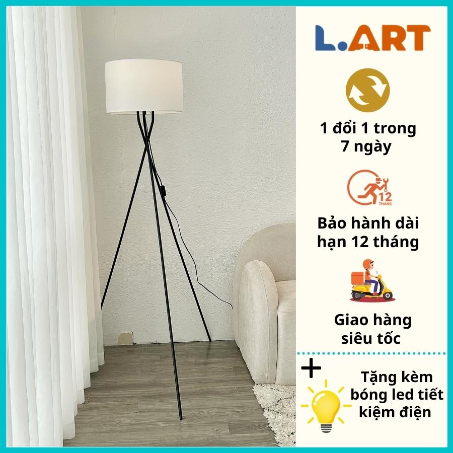 Đèn cây kiểu chân máy sơn đen tĩnh điện không gỉ mã DCLA001