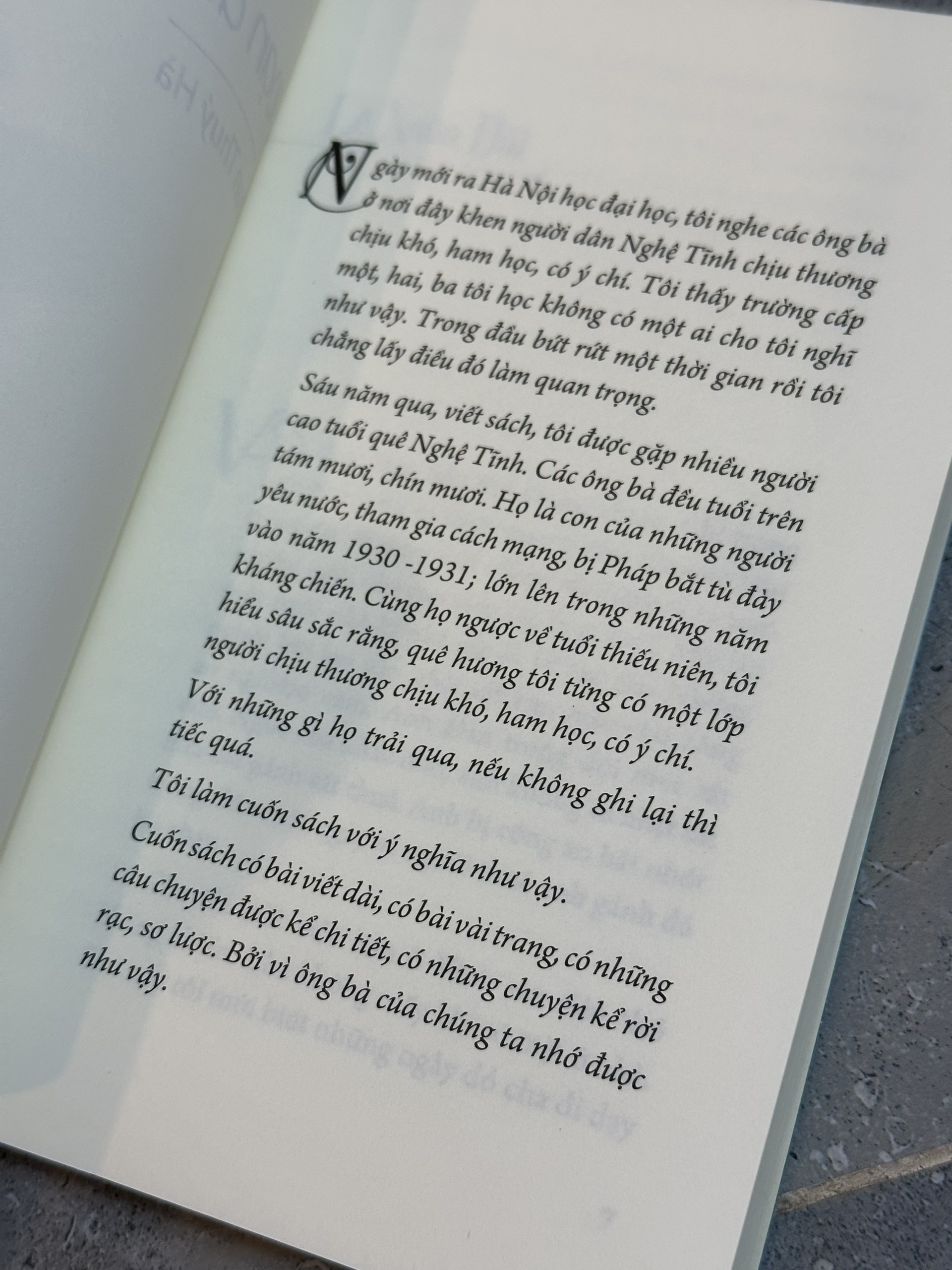 Đoạn Đời Niên Thiếu - Phan Thuý Hà - (bìa mềm)