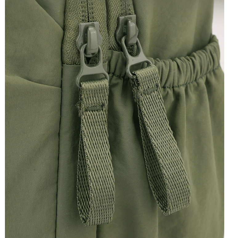 Túi đeo chéo nam phong cách mới  - BEE GEE DCN9462