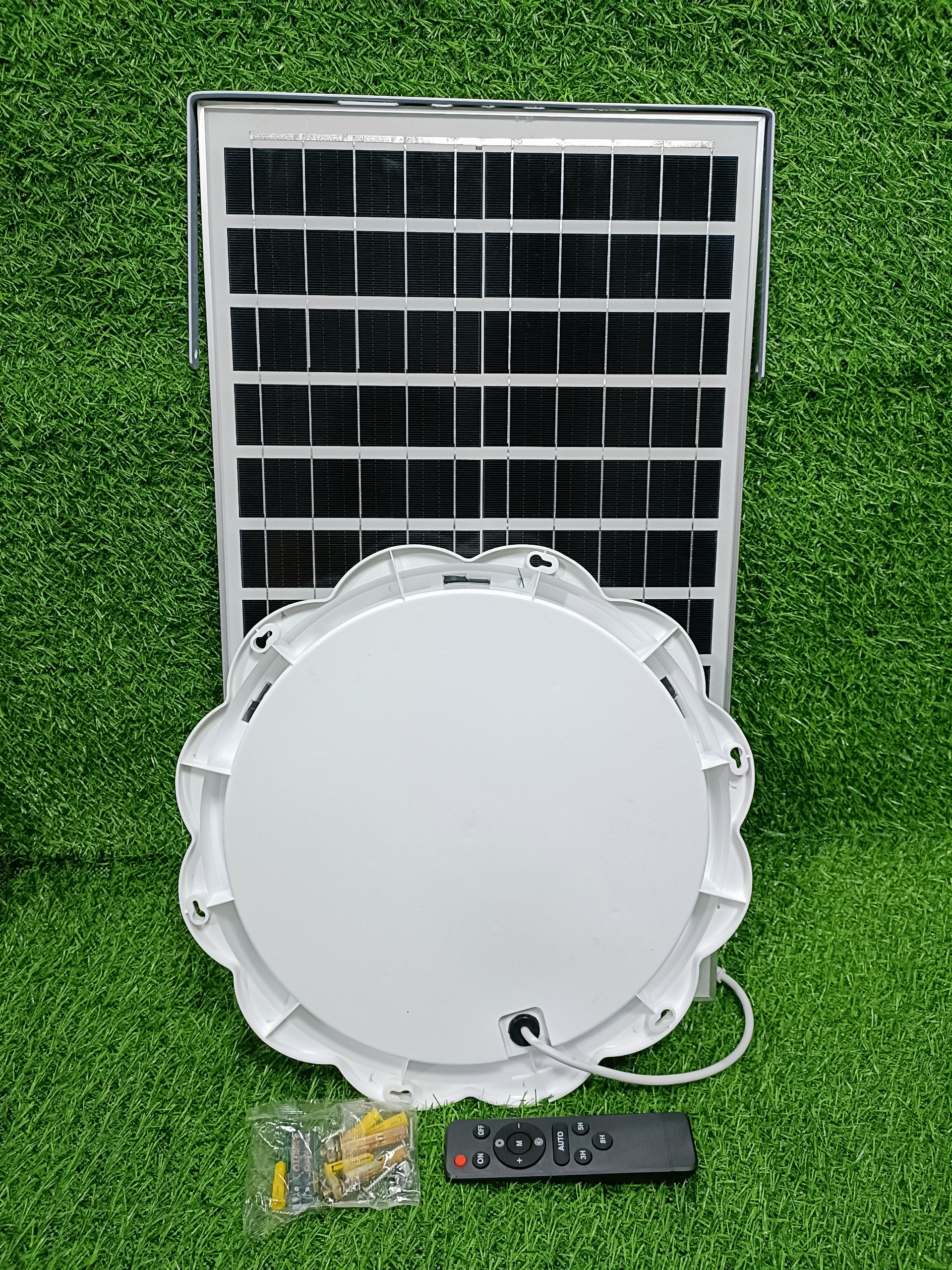 Đèn Năng Lượng Mặt Trời Ốp trần 300W 400W