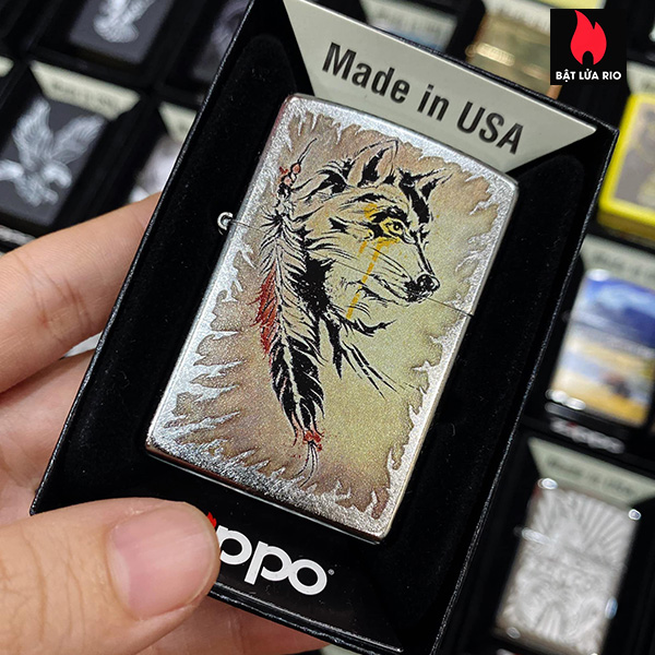 Bật Lửa Zippo 207 Wolf With Feather