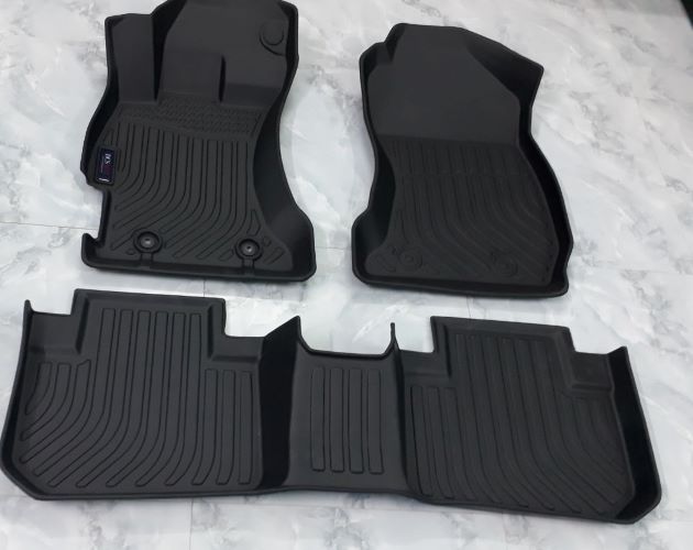 Thảm lót sàn cho xe Subaru Forester 2013 - 2018 thương hiệu DCSMat, chất liệu TPE cao cấp