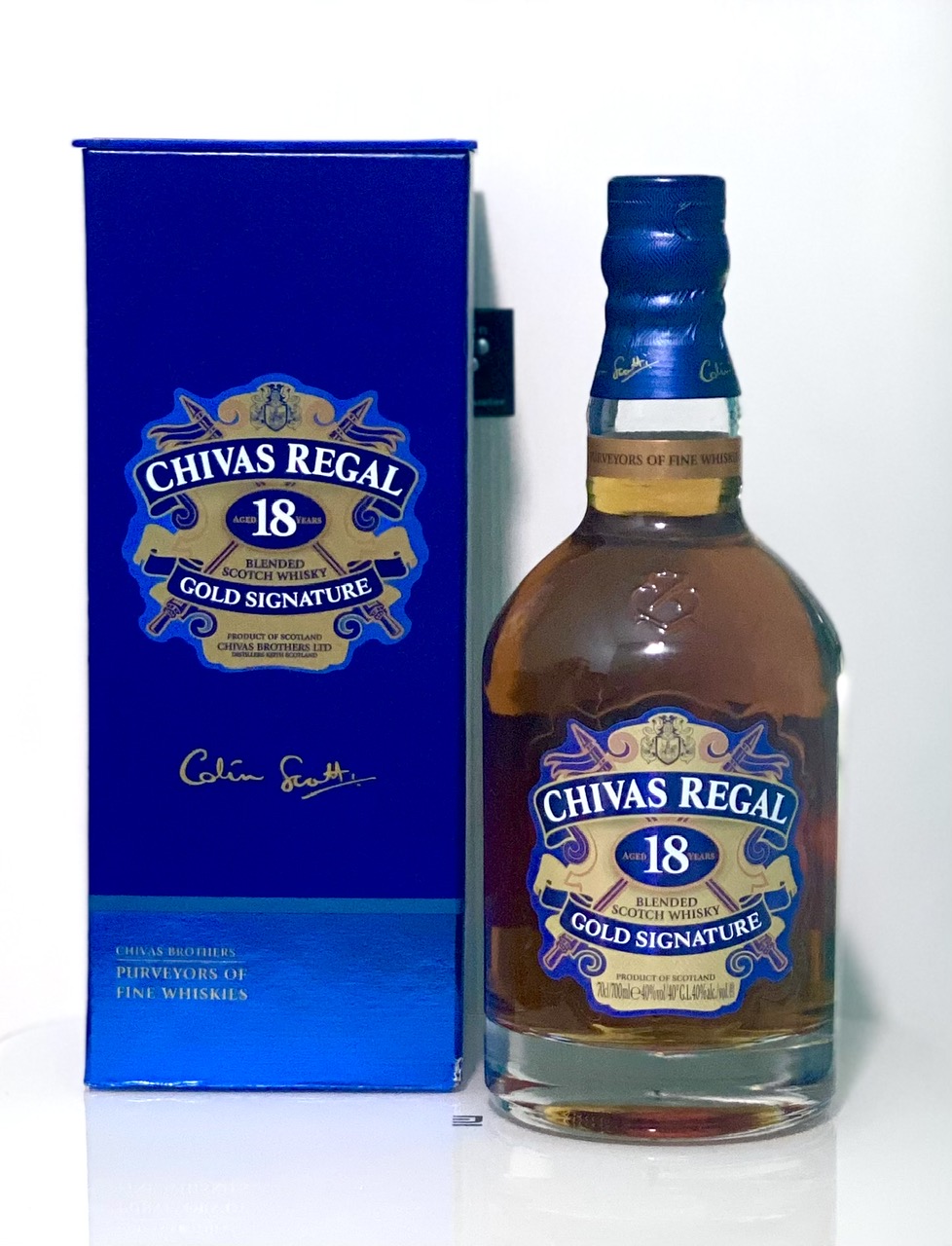 Rượu CHIVAS REGAL 18 YEARS 700ml hàng nội địa Nhật Bản