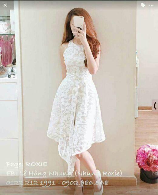 Đầm ren thêu đuôi xéo