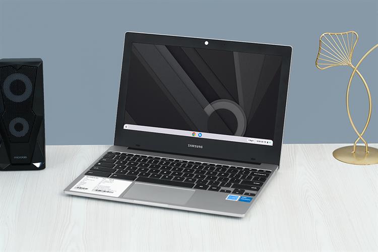 Laptop Samsung XE310XDA-KA1VN (N4500, 4GB, 32GB, HD, ChromeOS) - Hàng Chính Hãng