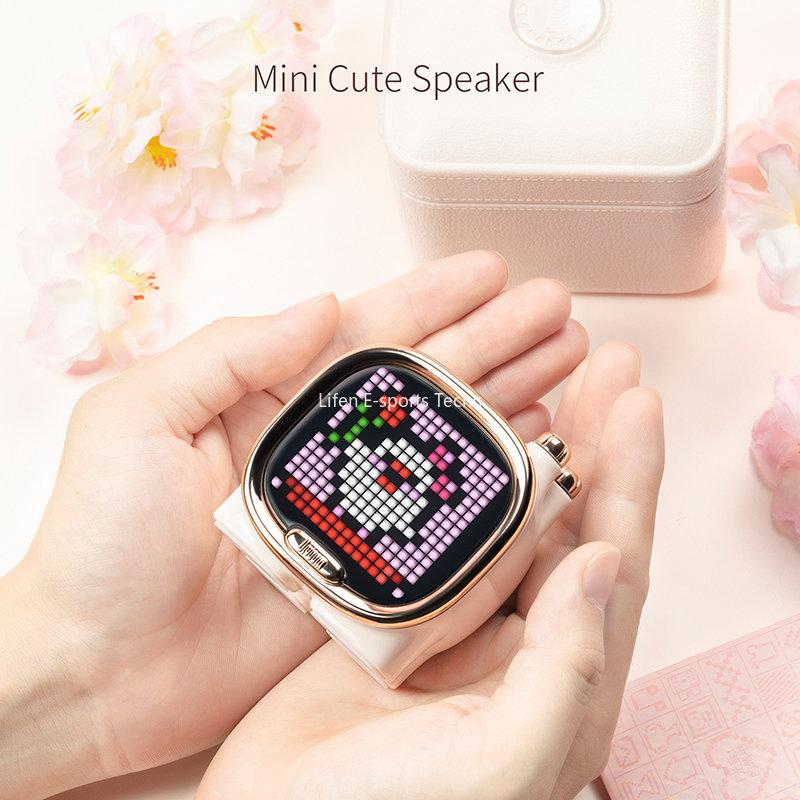 Divoom Zooe Pixel Art Loa Bluetooth Di Động Âm Nhạc Mini Dễ Thương Thiết Lập Bàn Làm Việc Không Dây Quà Tặng Giáng Sinh Cho Trẻ Em Color: GREEN