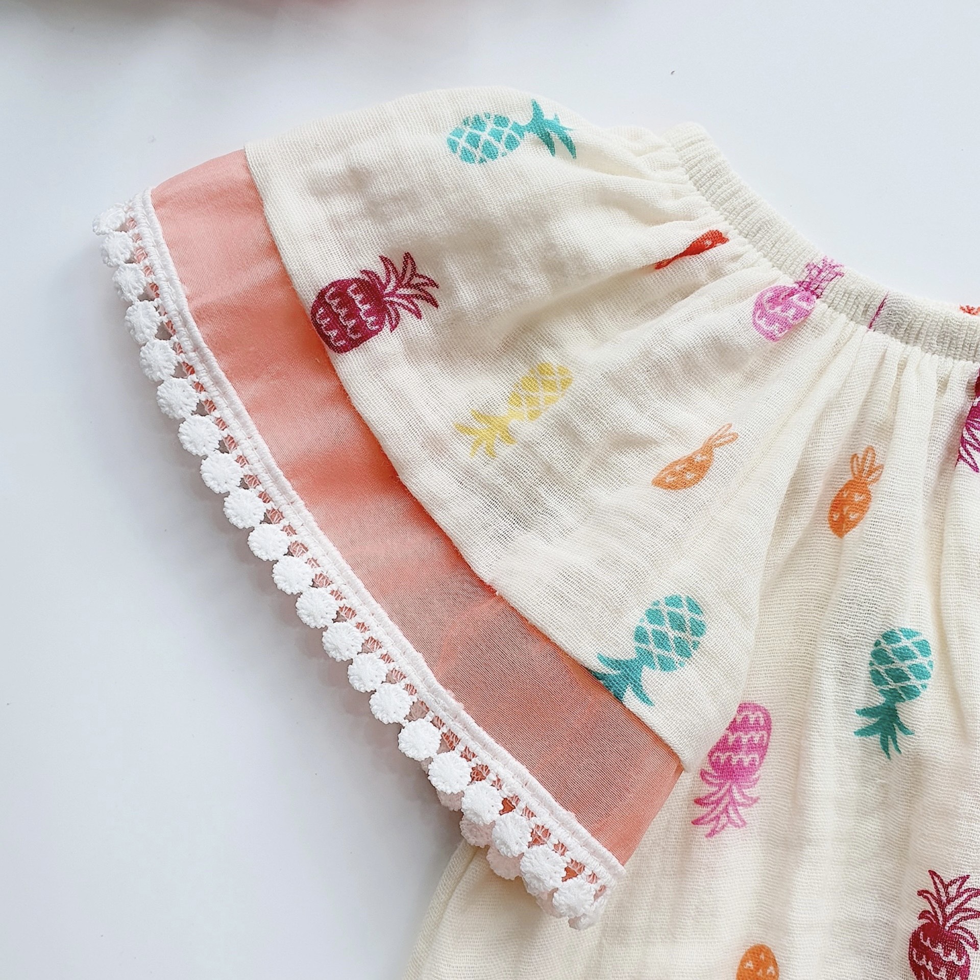 Body Cánh Én Hoạ Tiết Quả Dứa Chất XÔ MUSLIN Mềm Mát Cho Bé Gái 3 Đến 12kg