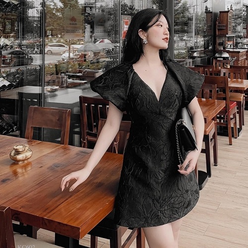 Đầm Đen Dự Tiệc OLEVI