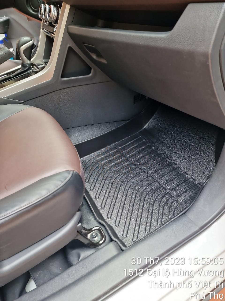Thảm lót sàn xe ô tô Mitsubishi Xpander New Nhãn hiệu Macsim chất liệu nhựa TPE hàng loại 2