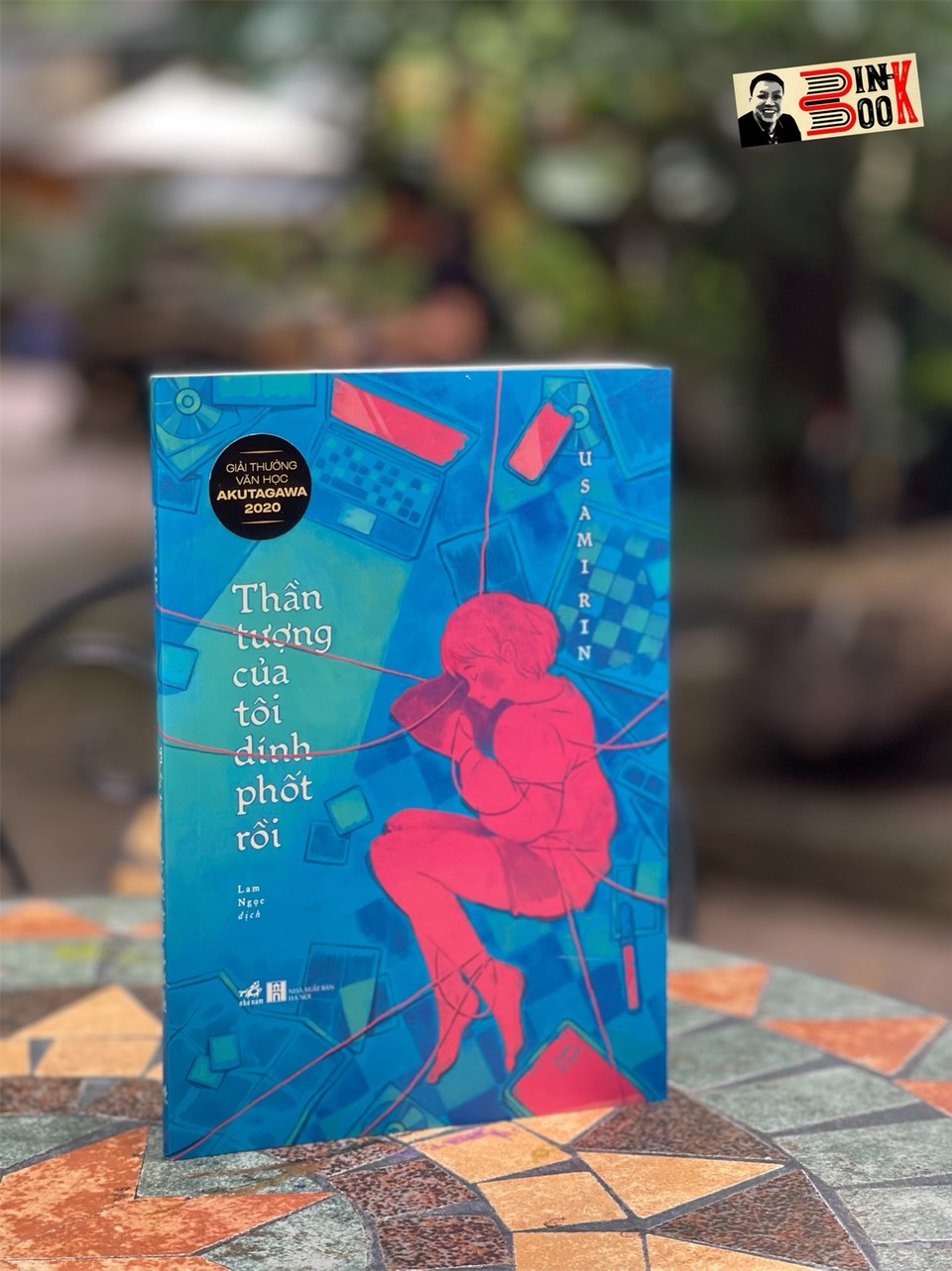 THẦN TƯỢNG CỦA TÔI DÍNH PHỐT RỒI – Usamirin – Nhã Nam