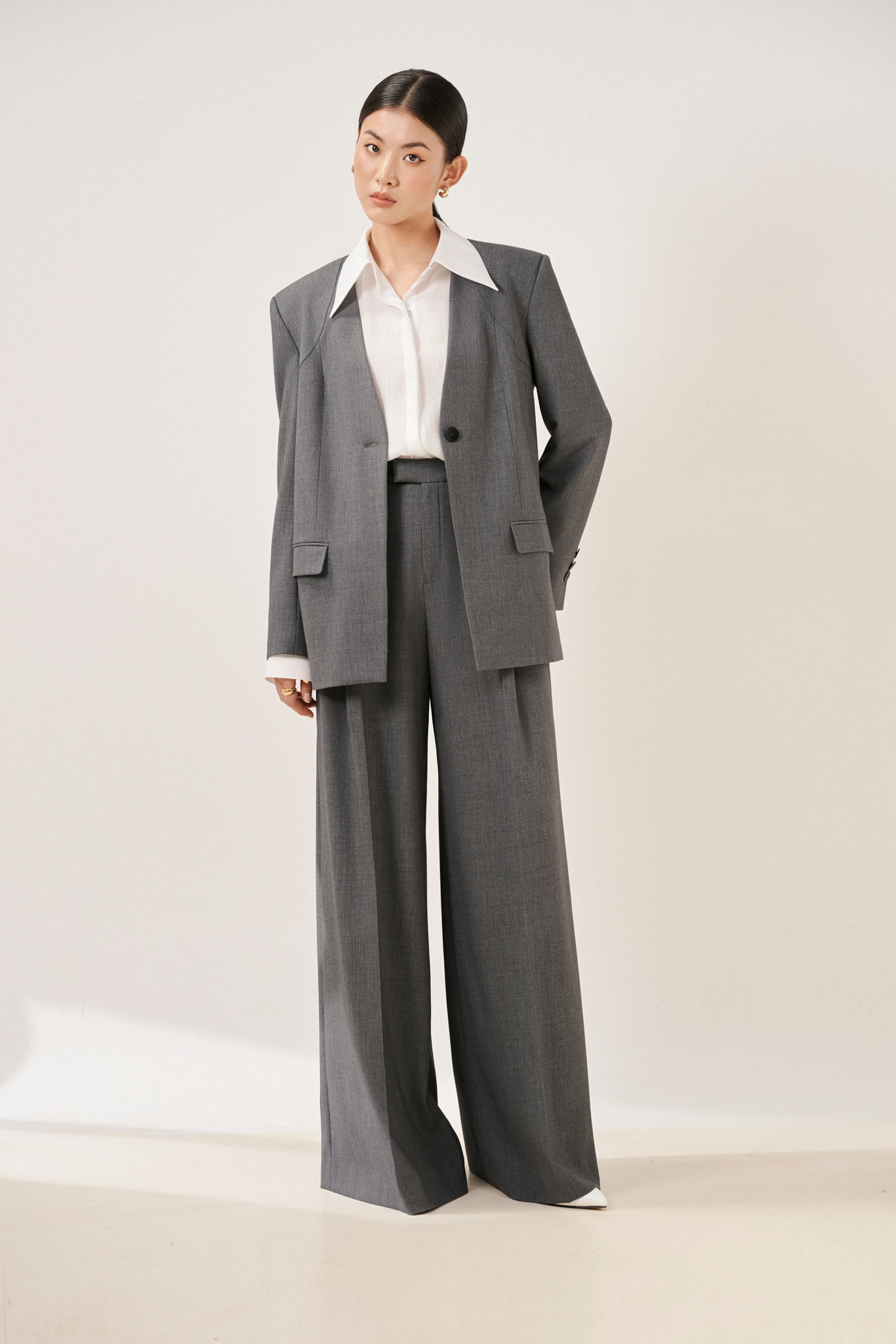 Áo blazer vai rộng không cổ Naomi thiết kế cao cấp WHITE CHIC