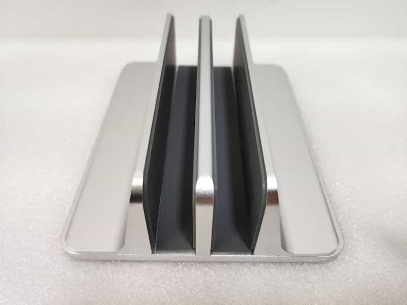 Đế kẹp, giá đỡ nhôm nguyên khối kiểu dựng đứng hai khe dành cho Máy tính xách tay Laptop Macbook Ipad Surface