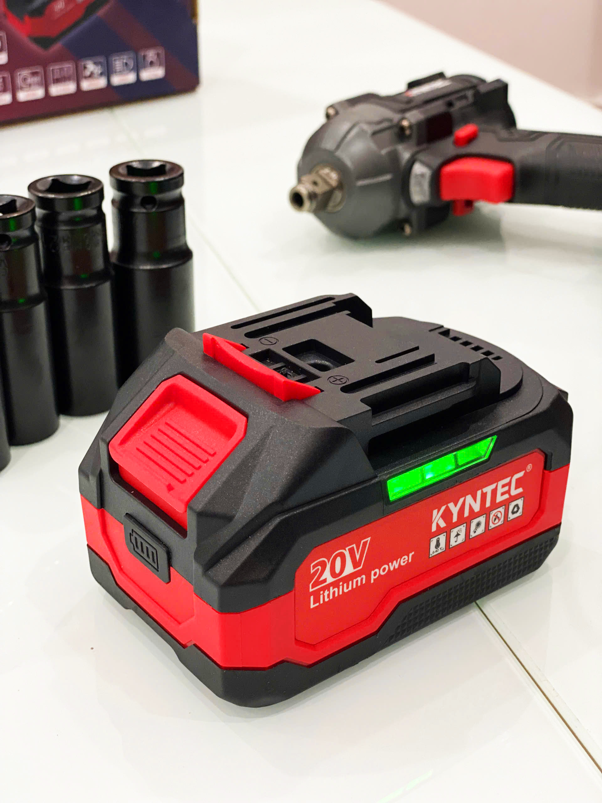 Thân máy siết bulong pin chính hãng Kynko Kyntec V20- KT78 -390 20V chân pin phổ thông (giá không gồm pin)