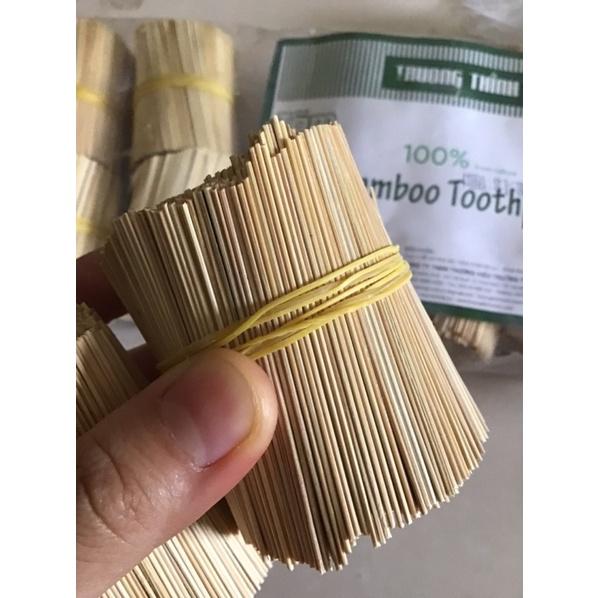 1 Bó tăm xỉa răng bằng cật cây giang 80g an toàn tiện lợi