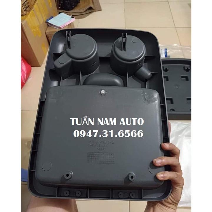 Cốp khay để cốc nước để đồ Hino, Hyundai, Auman Xe tải