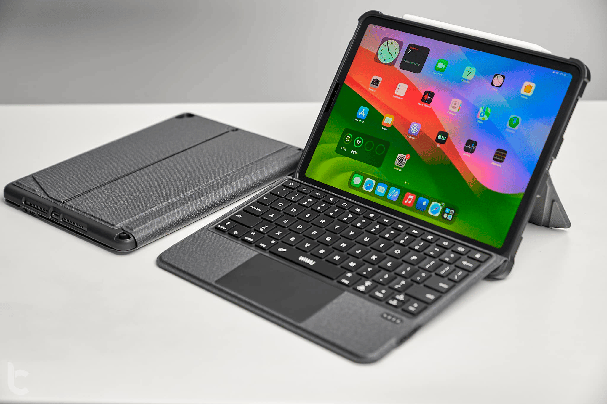 Bao ốp bàn phím thông minh WIWU WALTZ MAGIC dành cho iPad Air 4 2020 - Hàng Chính Hãng