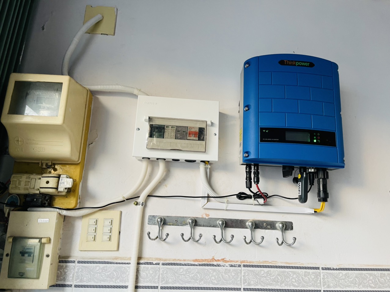 Máy biến tần hòa lưới bám tải 1 pha Thinkpower S3000TL 3kw