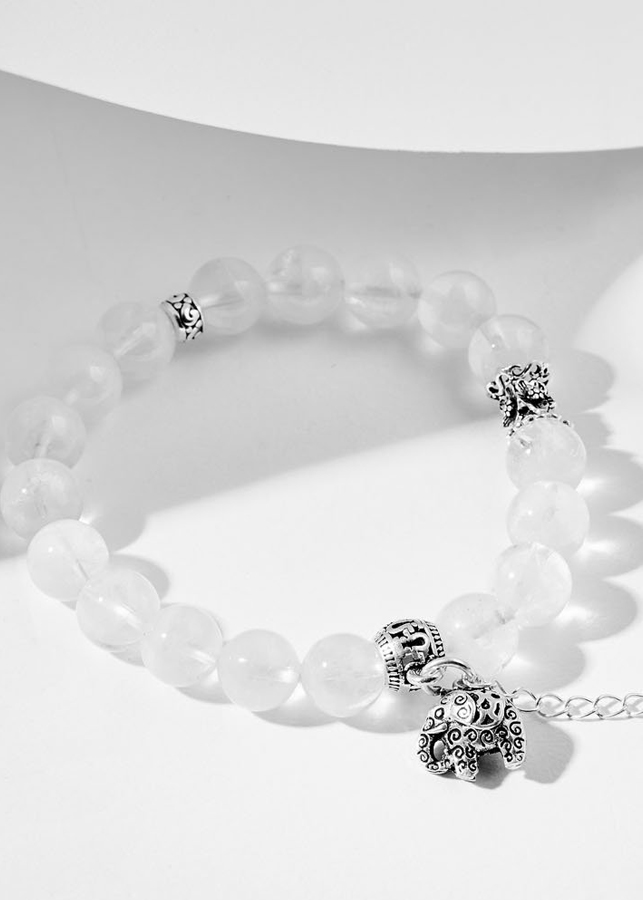 Vòng tay thạch anh ưu linh trắng charm voi bạc Ngọc Quý Gemstones