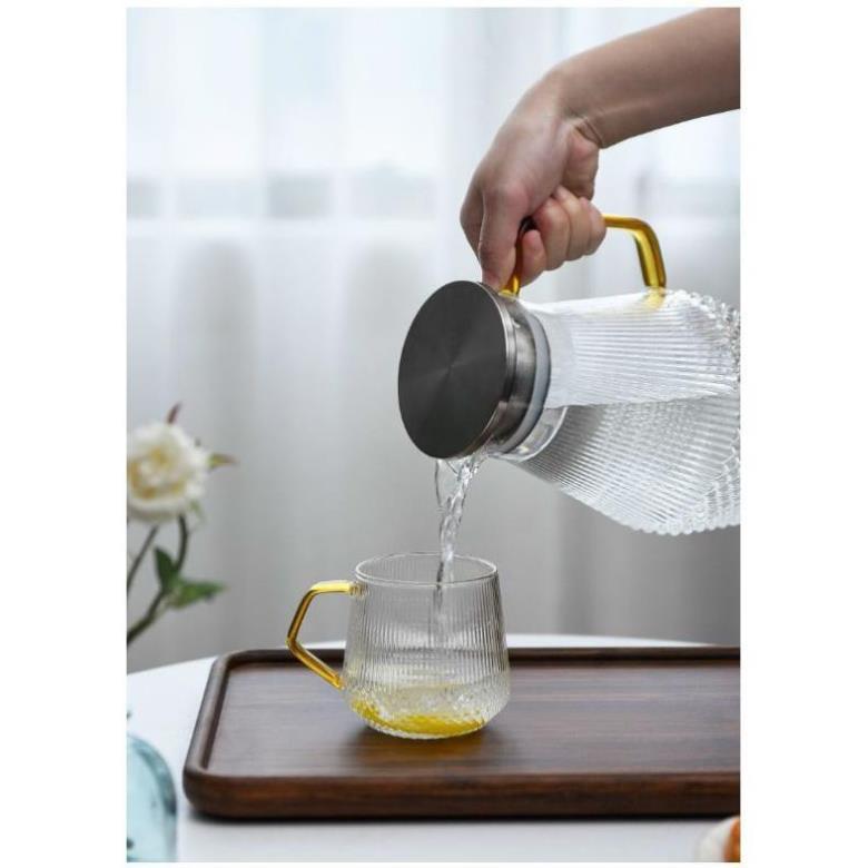 Bình đựng nước uống vân tăm thủy tinh chịu nhiệt 1.5L