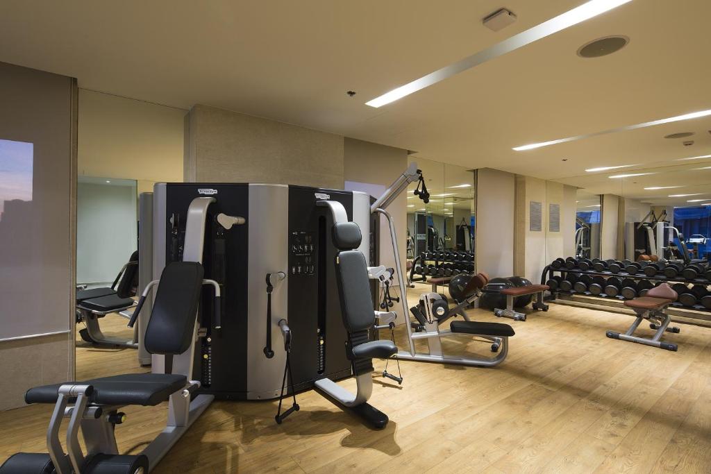 Combo 3N2D KS Liberty Central Hotel Nha Trang: VMB khứ hồi Hà Nội - Nha Trang + Phòng Tiêu Chuẩn + Ăn sáng