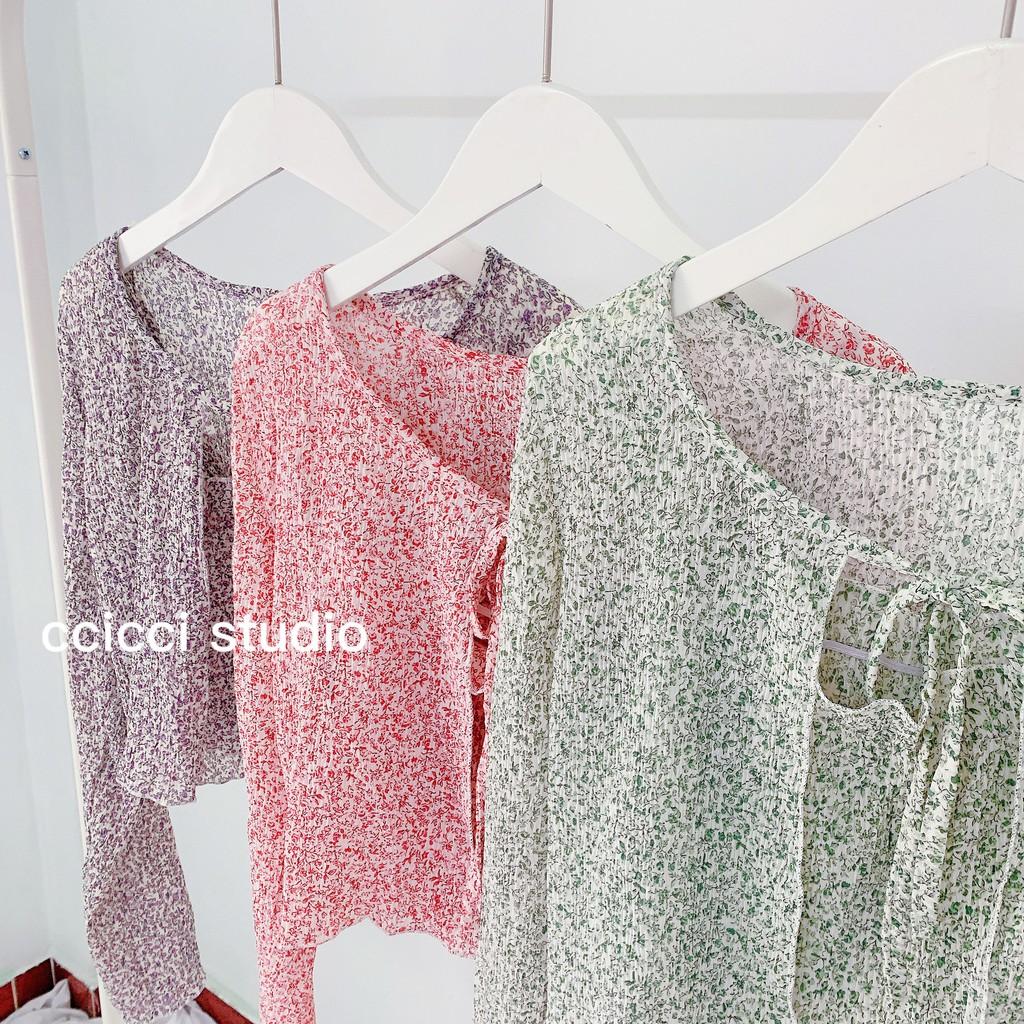 Set Áo Tay Dài Kèm Áo Croptop Hai Dây Hoa Nhí