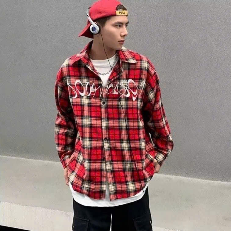 Áo sơ mi nam nữ form rộng 2N Unisex somi khoác ngoài sọc đỏ số 3
