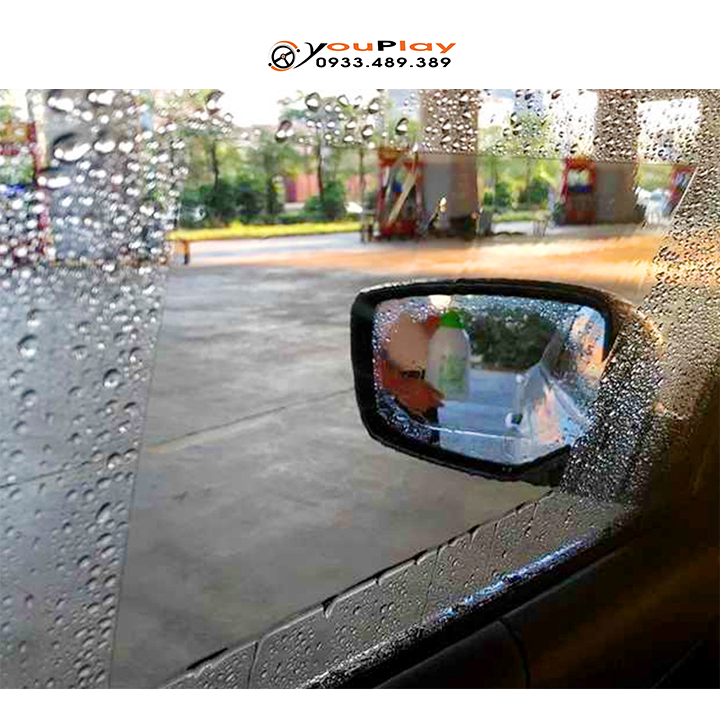 Bộ miếng dán chống bám nước trên gương và kính ô tô