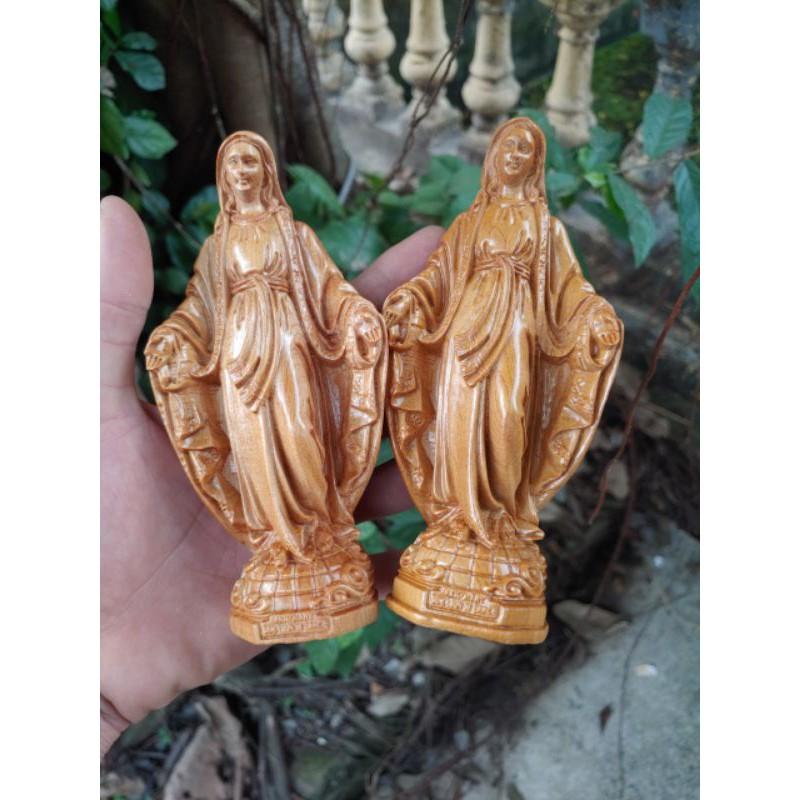 TƯỢNG đức mẹ bằng gỗ vàng thơm