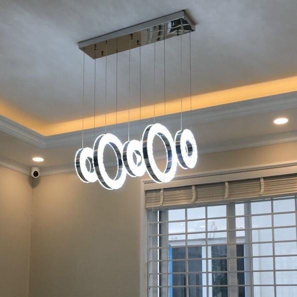 Đèn thả pha lê cao cấp trang trí nhà cửa sang trọng, hiện đại .