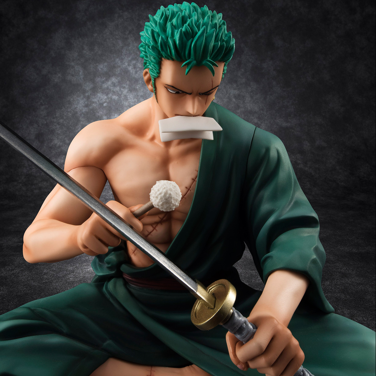 Mô Hình Roronoa Zoro Lau Kiếm - Mô Hình One Piece