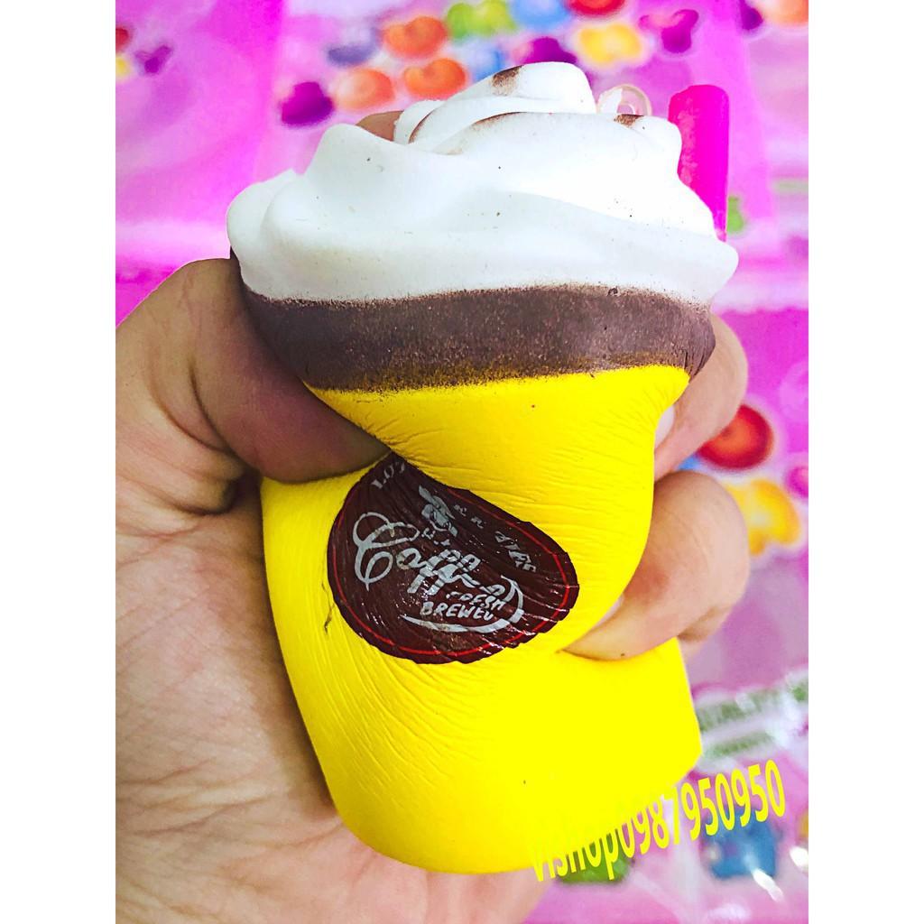 SQUISHY TRÀ SỮA KEM LẠNH ỐNG HÚT