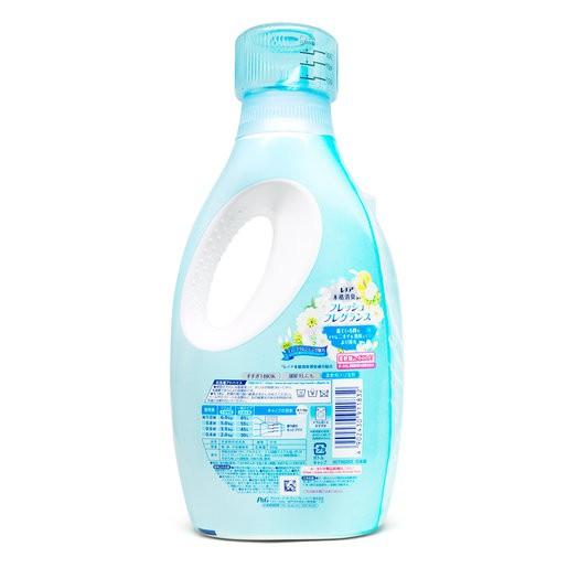 Nước giặt xả 2 in 1 Bold P&amp;G hương Hoa Nhật Bản 850g