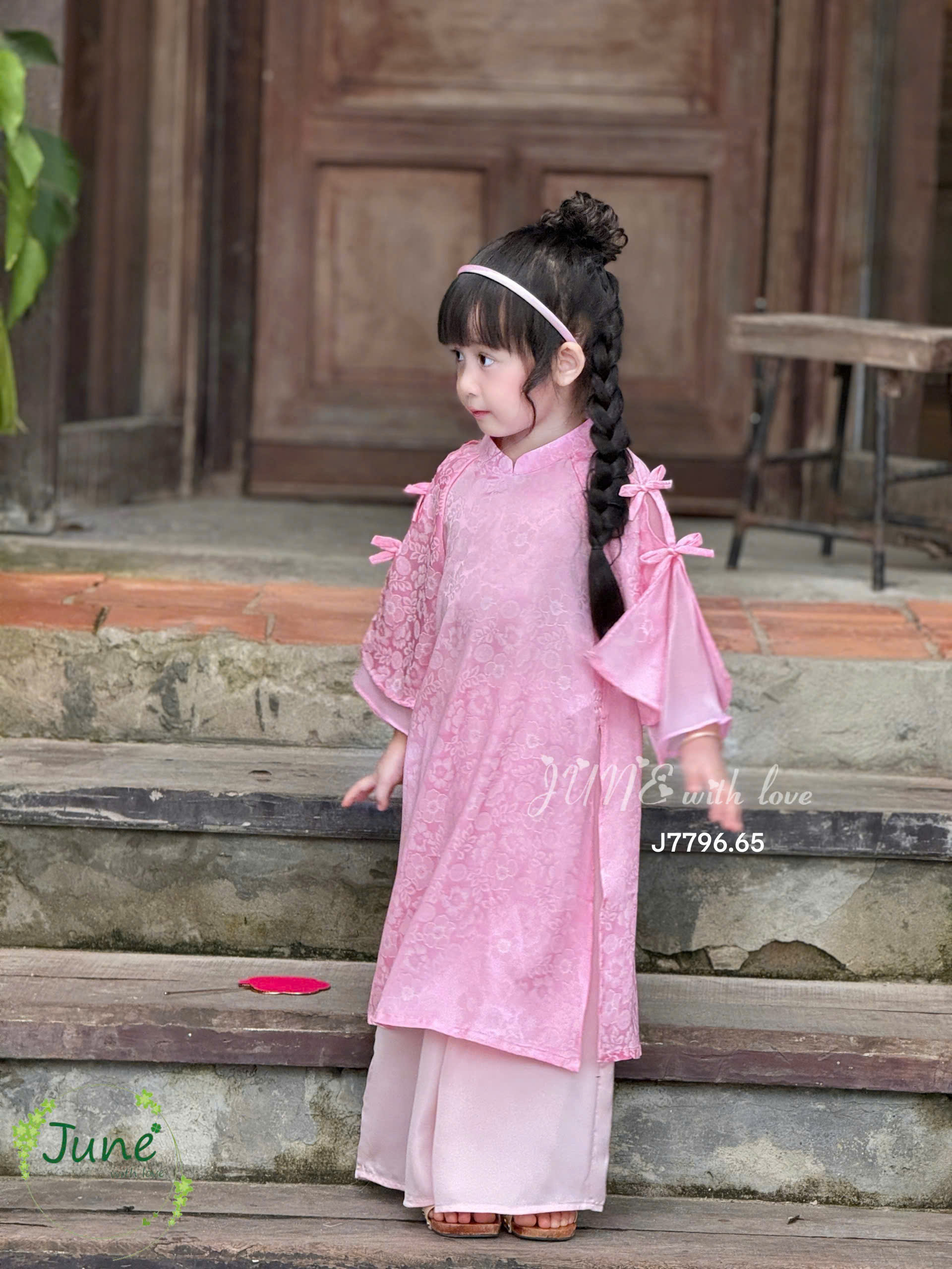 Áo dài cho bé gái mẫu Xuân hồng diện lễ tết noel giáng sinh năm mới từ 12-44kg hàng thiết kế