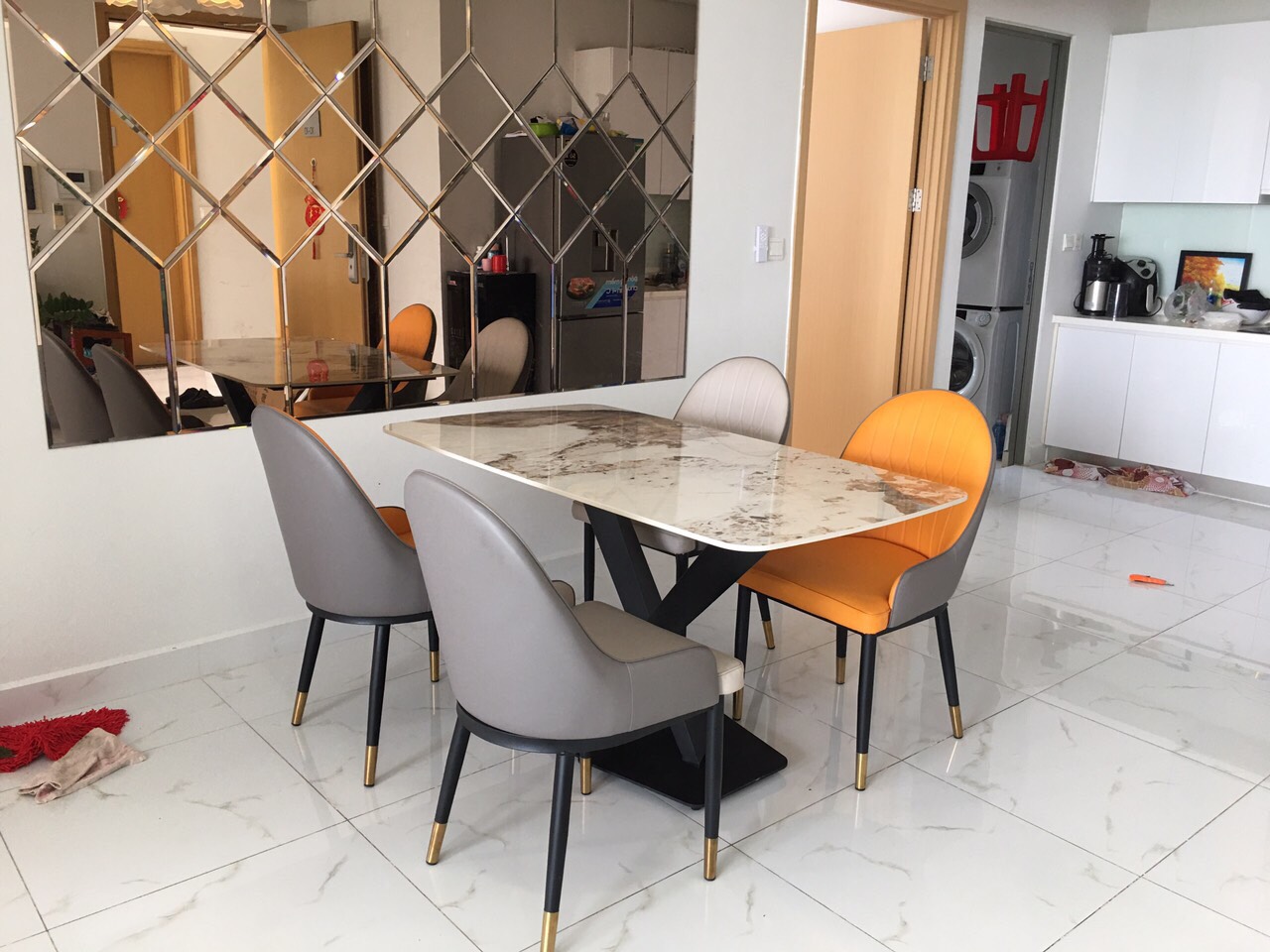 Bộ bàn ăn nhập khẩu Juno Sofa Bàn 1m4 và 4 ghế