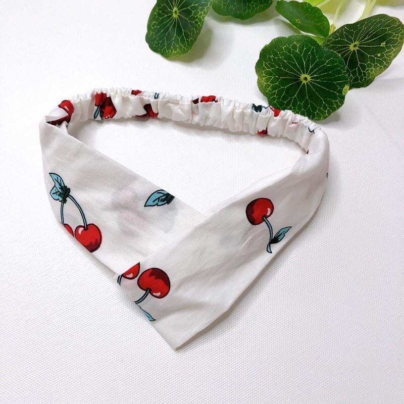 SIÊU PHẨM VÁY Trắng hoan tiết Cherry cho bé
