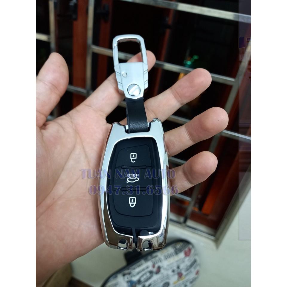 Ốp khóa Tucson, I10, Elantra Lót Cao Su Kim Loại Hyundai