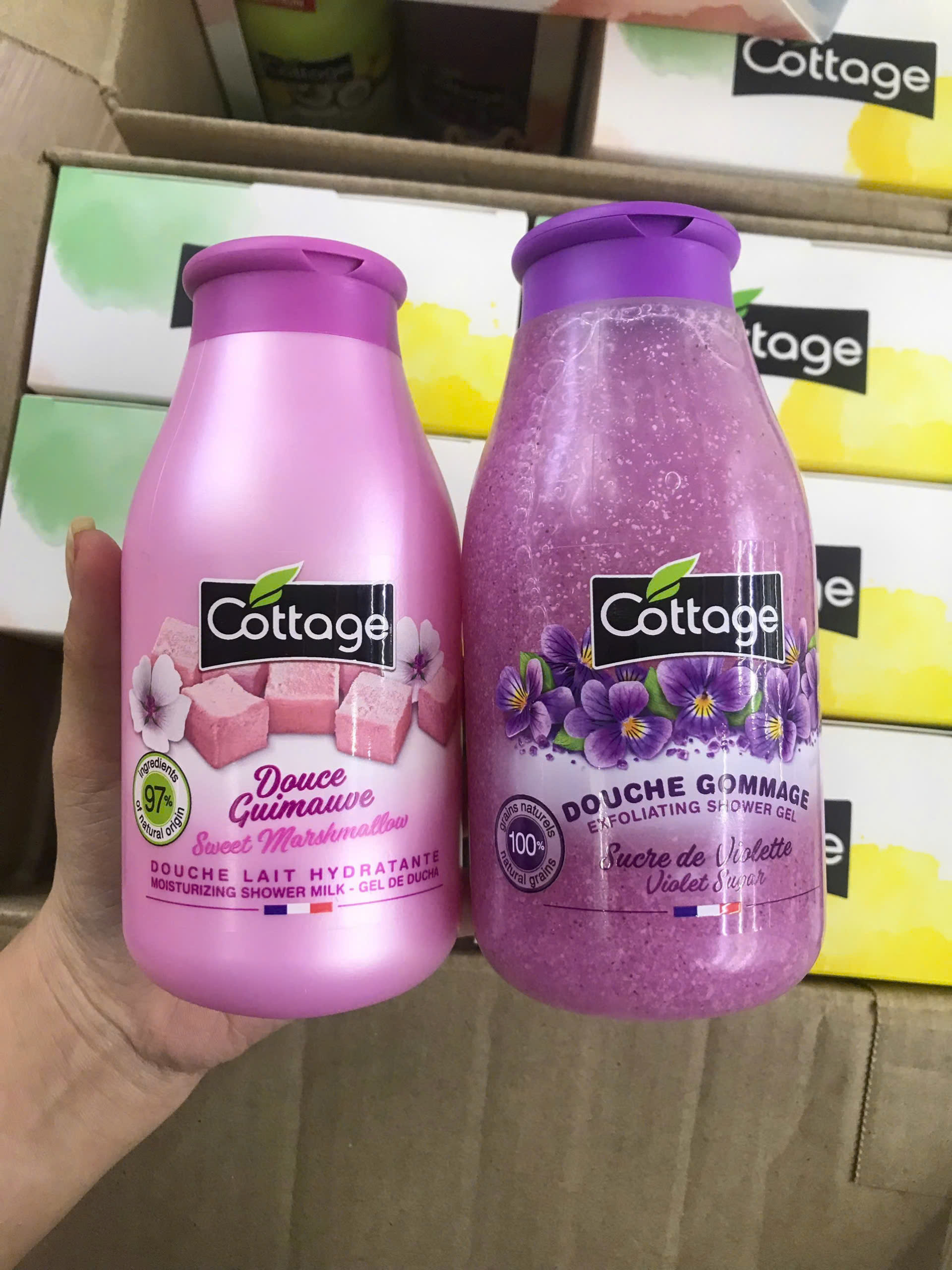 Set 2 chai sữa tắm + tdc Cottage Marshmallow và Hoa tím