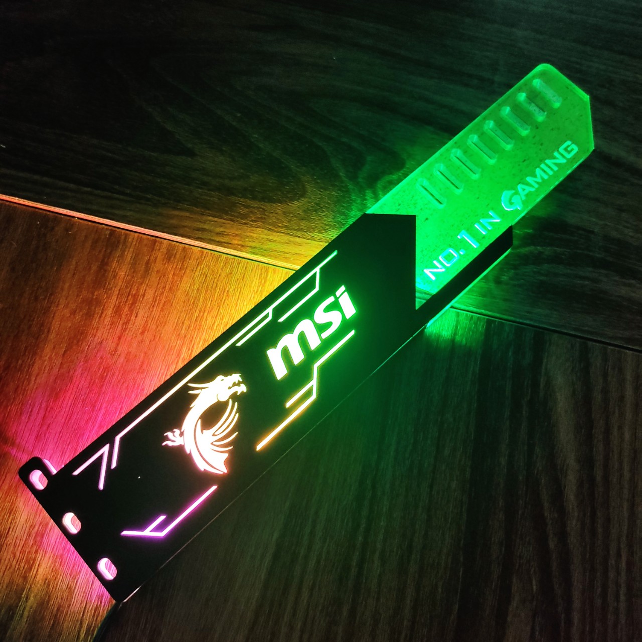 Đỡ VGA Led RGB Logo MSI đồng bộ màu với bộ điều khiển Coolmoon Controller - Hàng nhập khẩu