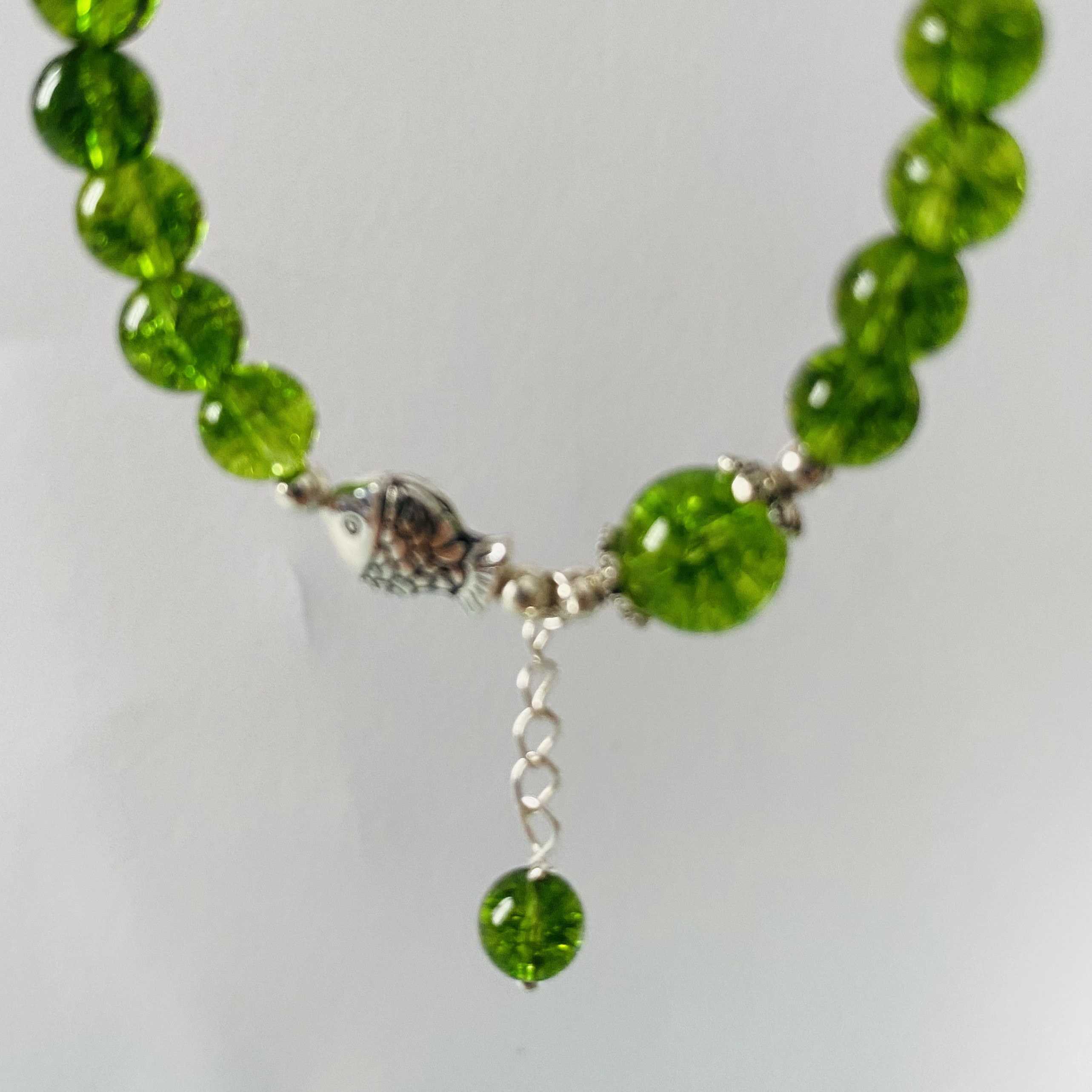 HCM- VÒNG TAY ĐÁ PERIDOT TỰ NHIÊN BẠC 925