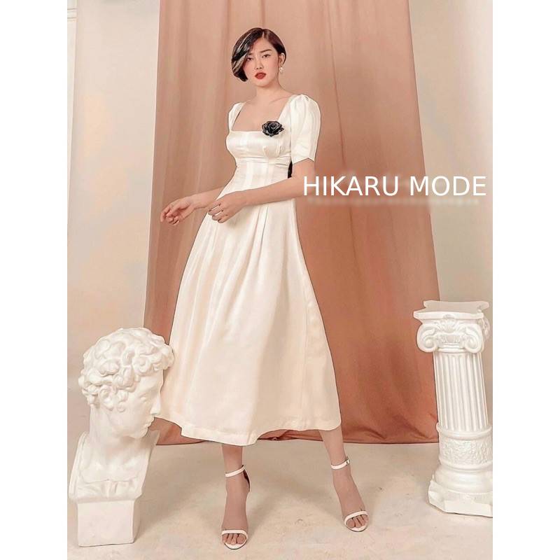 Đầm Dáng Midi Cổ Vuông Hở Lưng